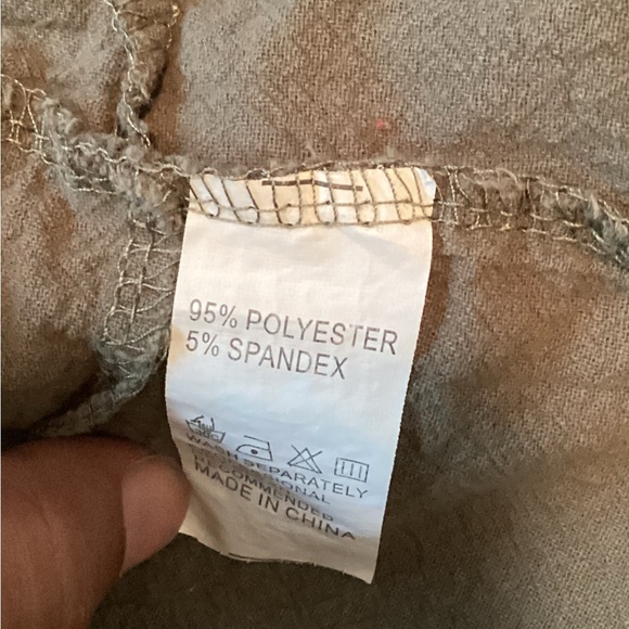 Olive Sleeveless Tiered Blouse, Stretch, Plus Size 2X - Picture 9 of 10